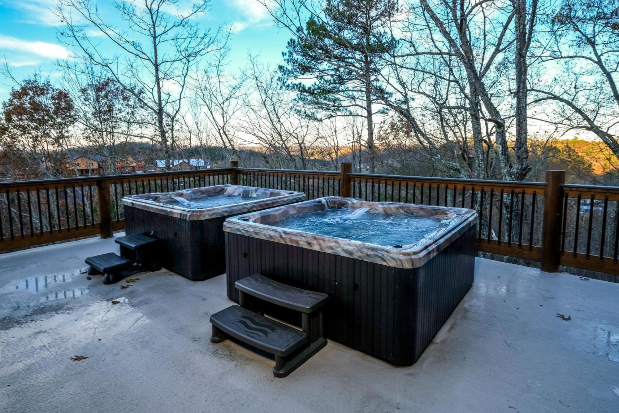 Villa Swim And Gym Mansion à Pigeon Forge Extérieur photo