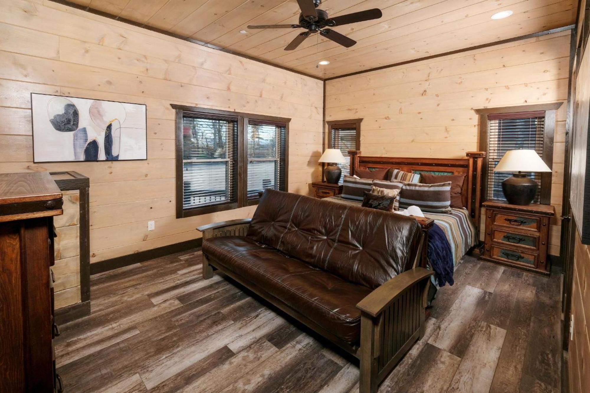 Villa Swim And Gym Mansion à Pigeon Forge Extérieur photo