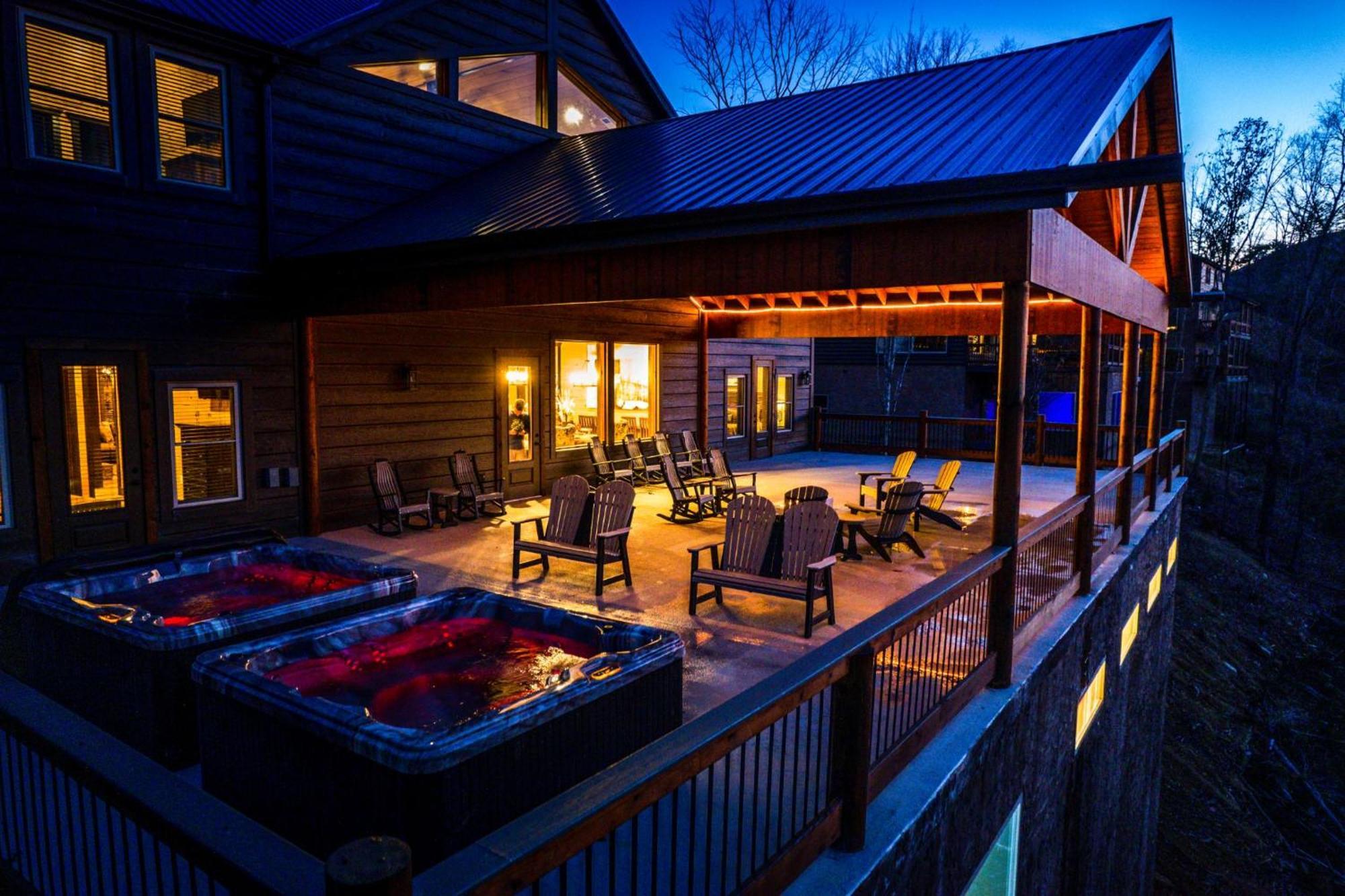 Villa Swim And Gym Mansion à Pigeon Forge Extérieur photo