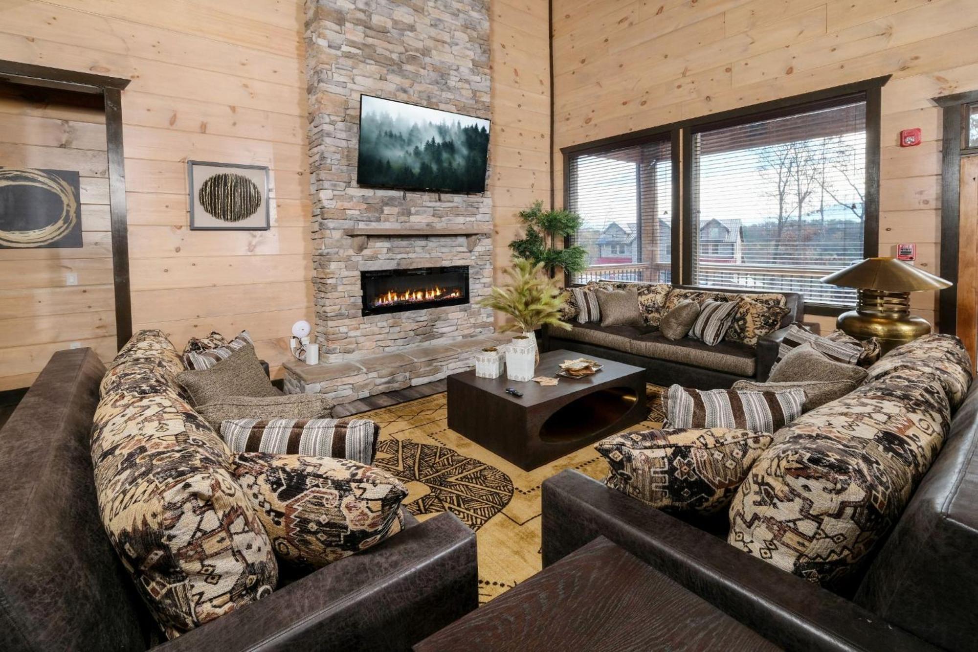 Villa Swim And Gym Mansion à Pigeon Forge Extérieur photo