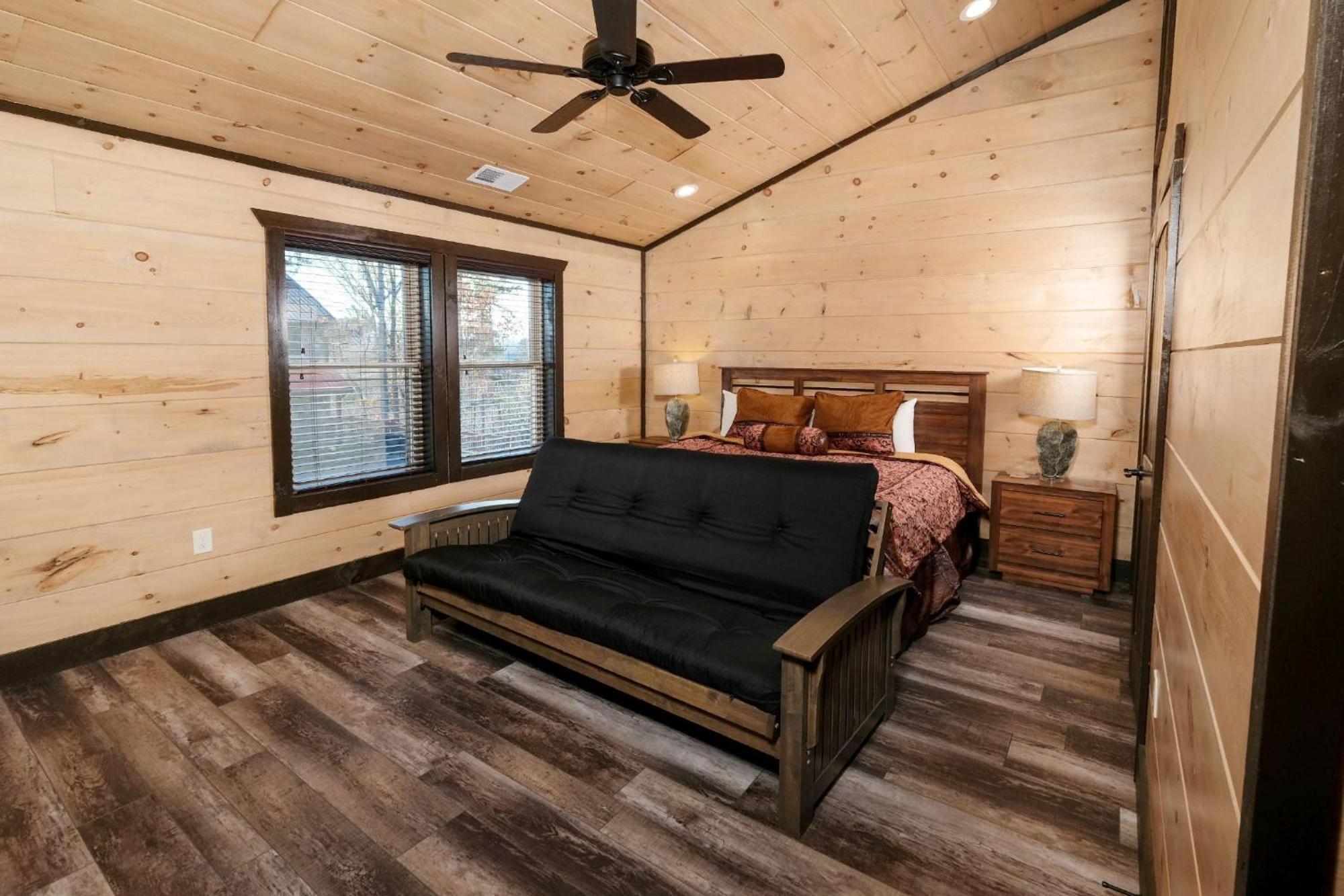 Villa Swim And Gym Mansion à Pigeon Forge Extérieur photo
